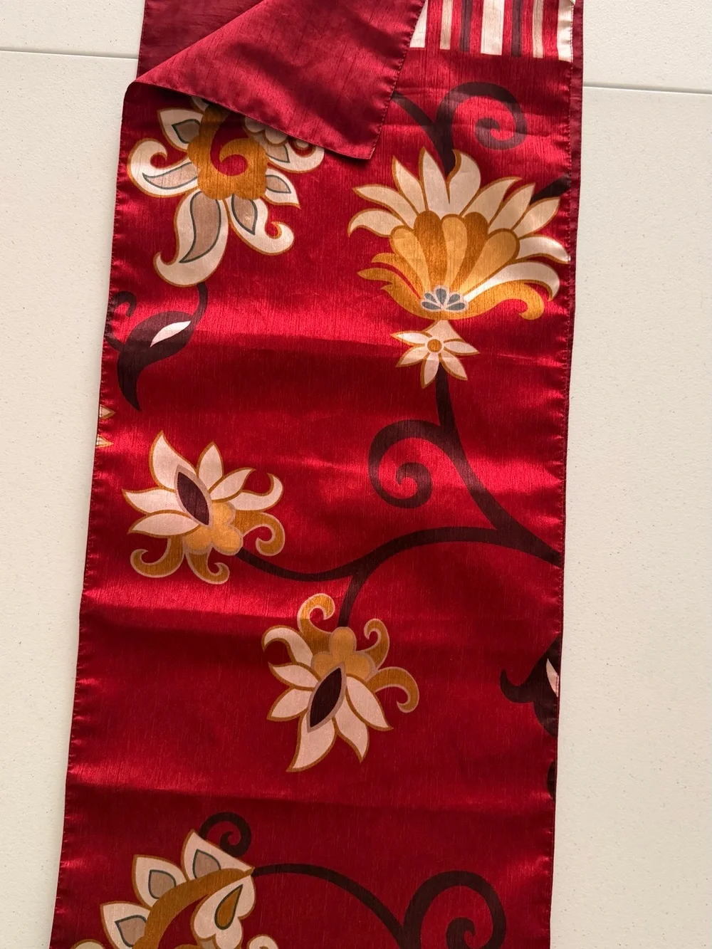 Pier 1 Red Floral Polyester Satin finish Table Runner w/ Gold Accents